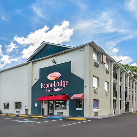 Econo Lodge Inn & Suites I-64 & Us 13 Вирджиния Бийч Екстериор снимка
