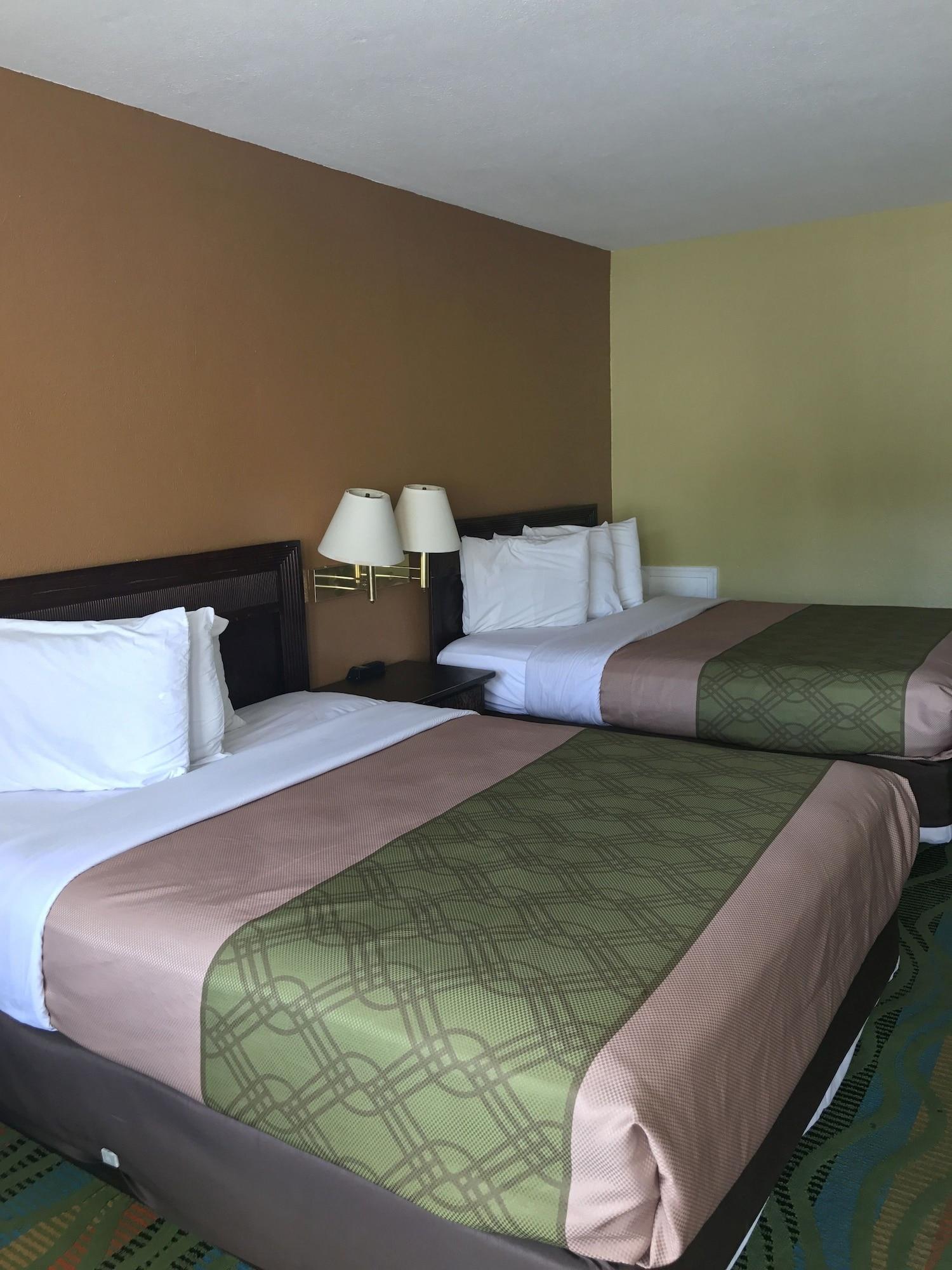Econo Lodge Inn & Suites I-64 & Us 13 Вирджиния Бийч Екстериор снимка