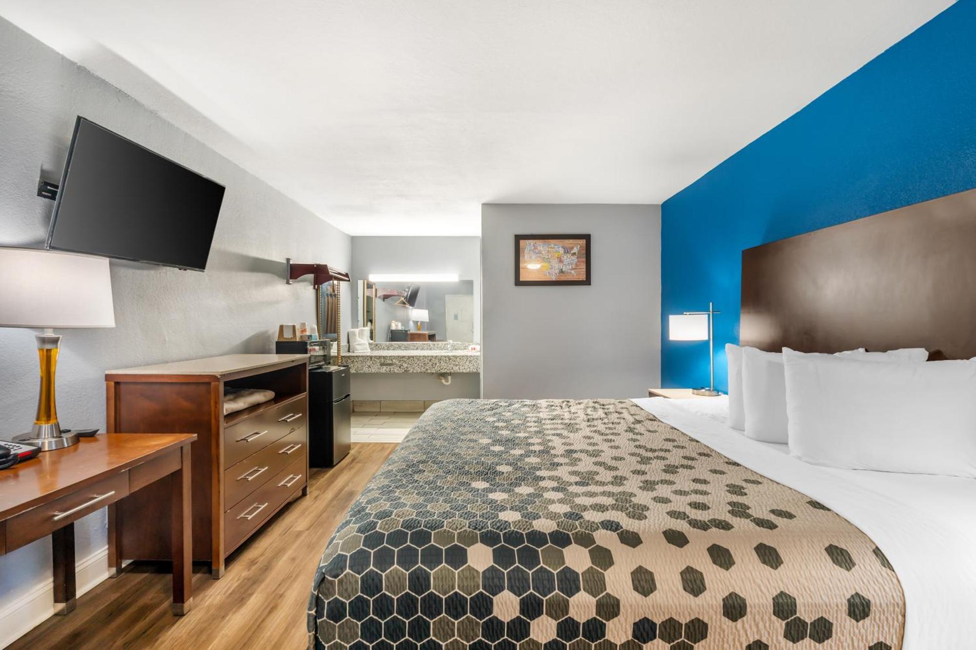 Econo Lodge Inn & Suites I-64 & Us 13 Вирджиния Бийч Екстериор снимка